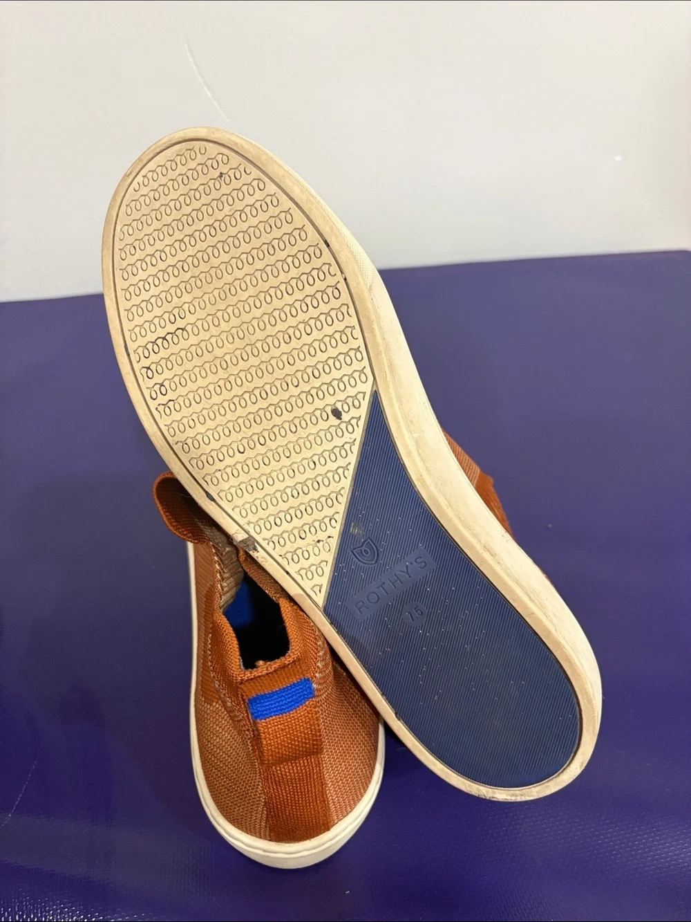 Rothy’s Women’s Knit Slip-On Sneakers Brown/Rust – Size 7.5